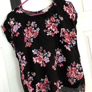 Black Floral blouse w/ zipper